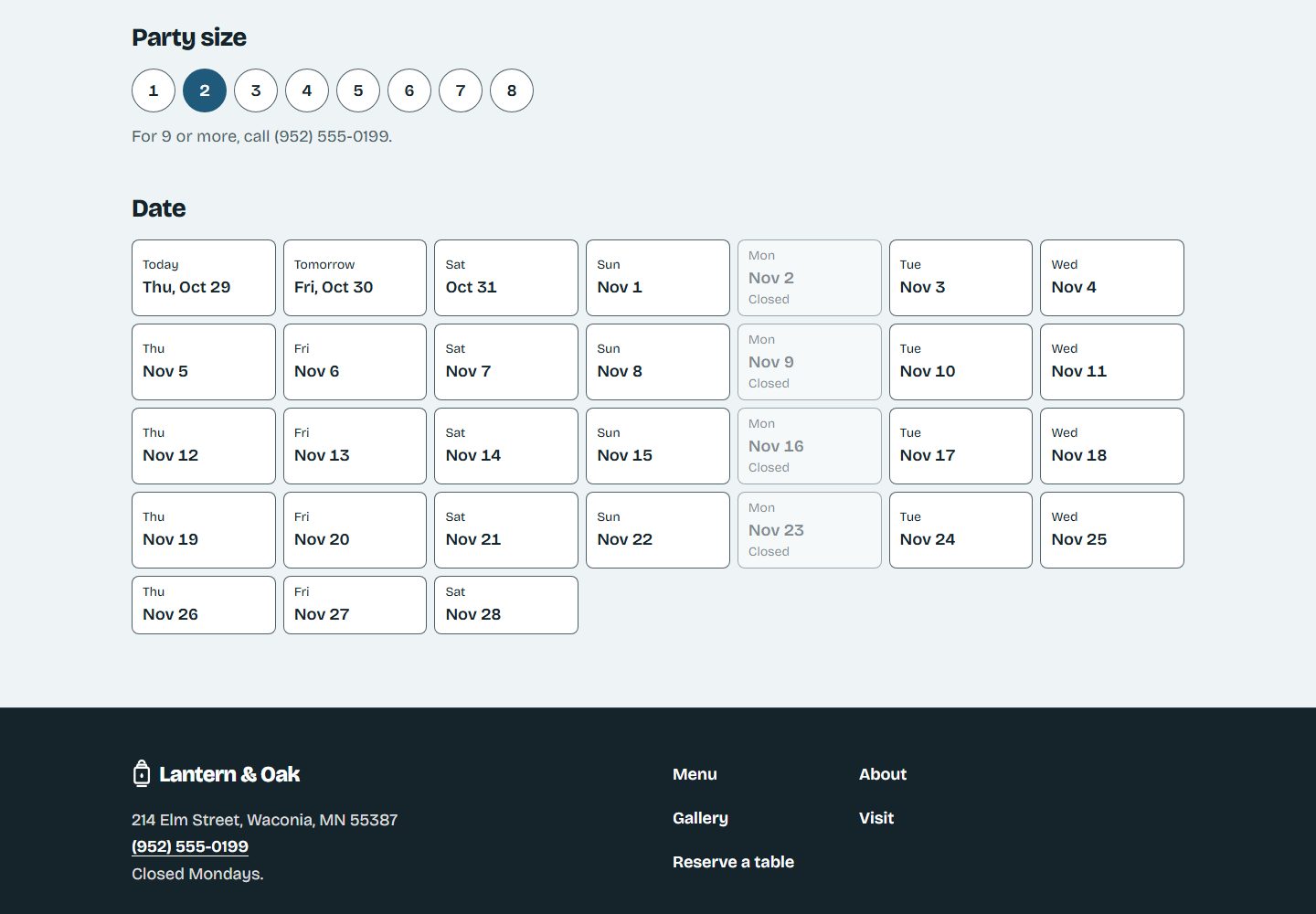 Date step with open days selectable and closed days still visible.